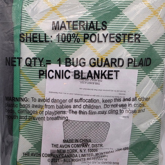 Avon Skin So Soft Bug Guard Plaid Picnic Blanket NEW Camping Outdoor Beach - Picture 5 of 5